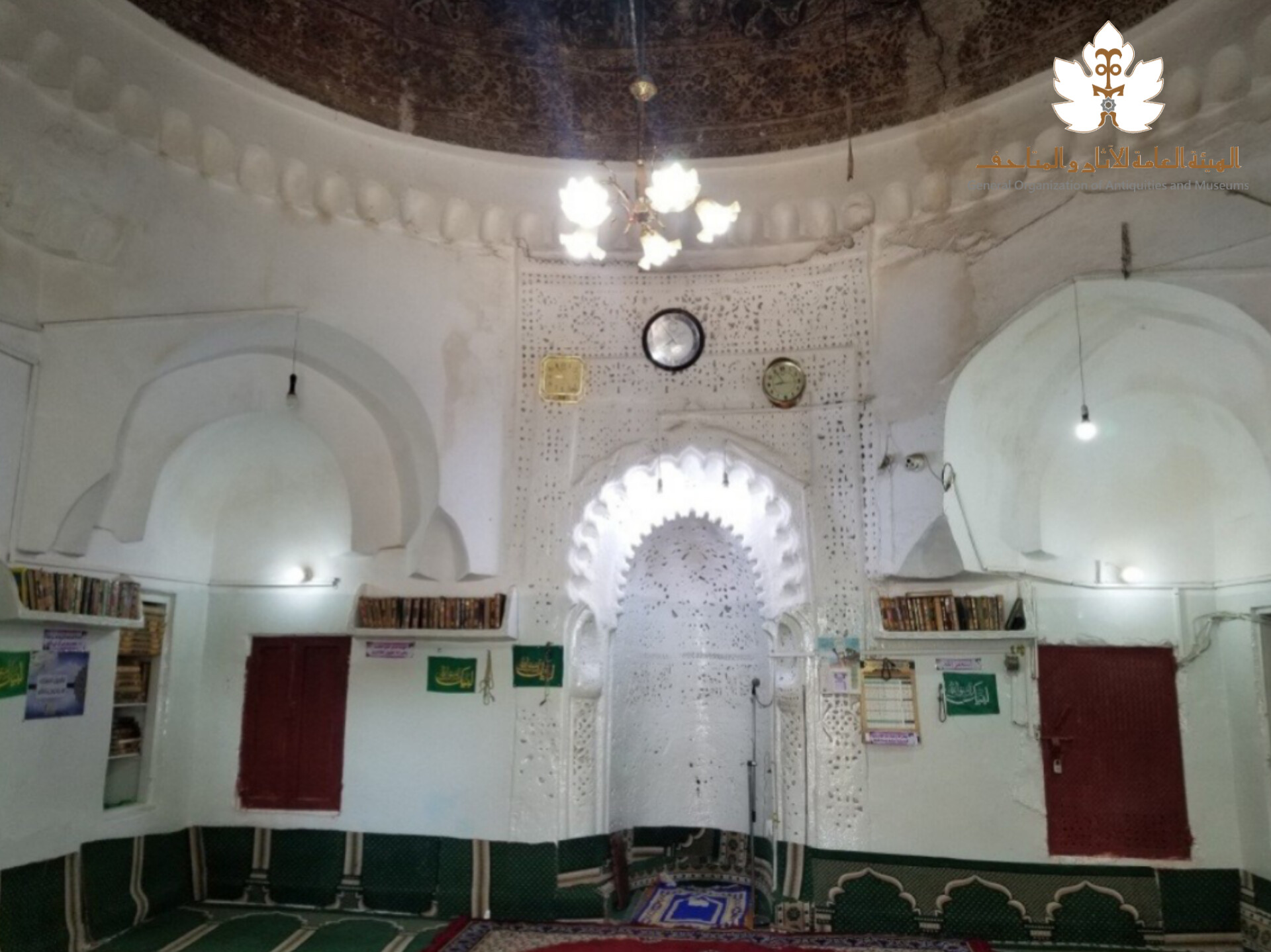 زيارة ميدانية لجامع ومدرسة الرباط  بمدينة رداع للاطلاع على أعمال الترميم الجارية